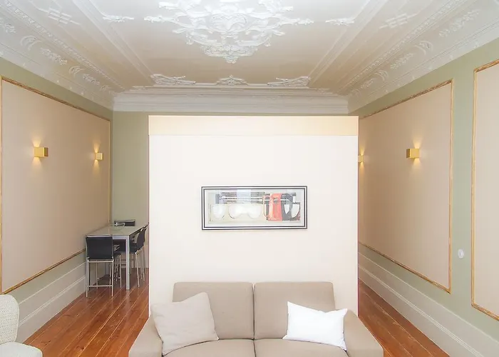 Liiiving In | Art & Heart Apartman Porto